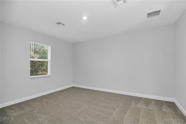 8736 N Vince Drive, Dunnellon, FL 34434