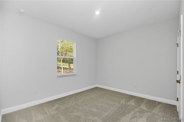 8736 N Vince Drive, Dunnellon, FL 34434