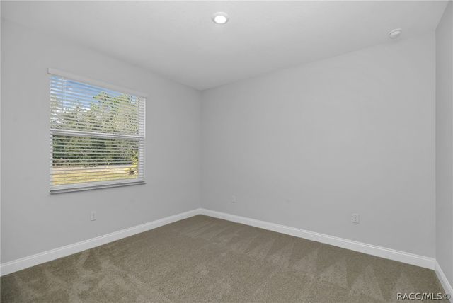 8736 N Vince Drive, Dunnellon, FL 34434