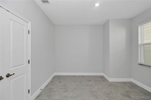 8736 N Vince Drive, Dunnellon, FL 34434