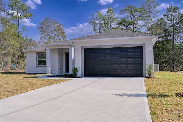 8736 N Vince Drive, Dunnellon, FL 34434