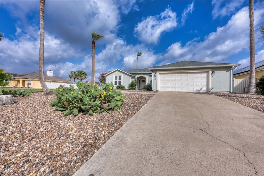 950 S Bay St, Aransas Pass, TX 78336 — photo 4