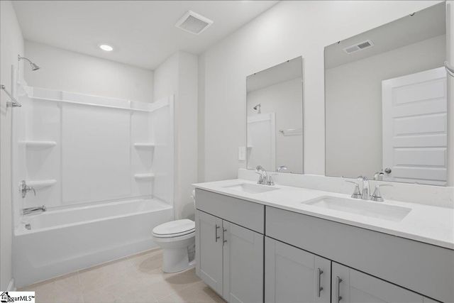 1572 Erindale Drive, Wellford, SC 29385