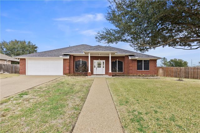 4012 Park Hurst, Bryan, TX 77802