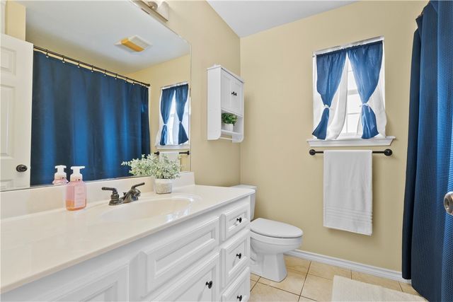 4012 Park Hurst, Bryan, TX 77802