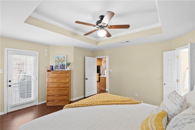 4012 Park Hurst, Bryan, TX 77802