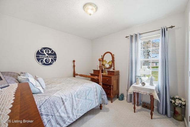 251 Carrithers Ln, Taylorsville, KY 40071