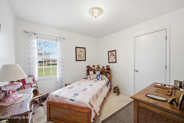 251 Carrithers Ln, Taylorsville, KY 40071