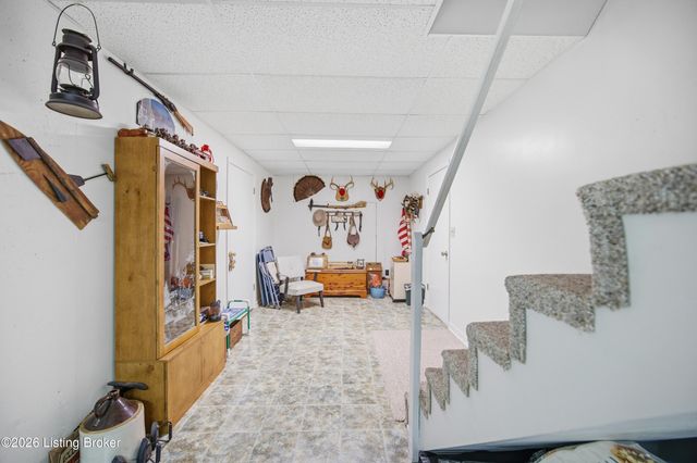 251 Carrithers Ln, Taylorsville, KY 40071