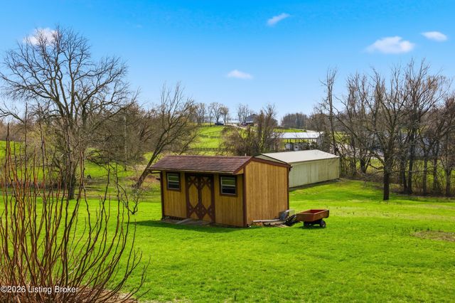 251 Carrithers Ln, Taylorsville, KY 40071