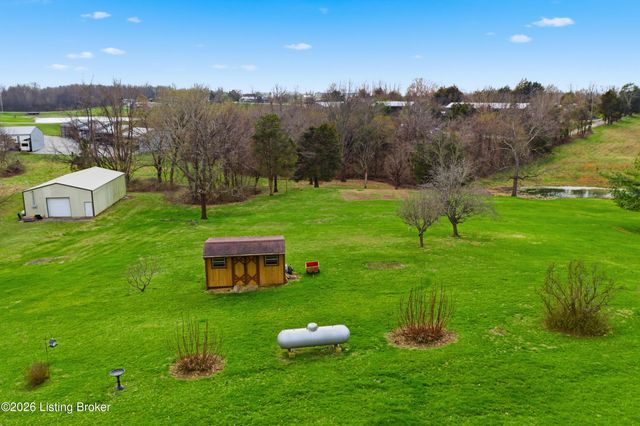 251 Carrithers Ln, Taylorsville, KY 40071