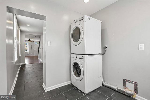 2512 E HAGERT ST, Philadelphia, PA 19125