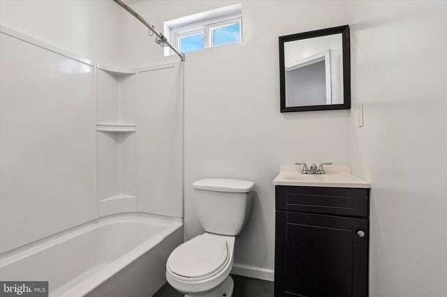2512 E HAGERT ST, Philadelphia, PA 19125