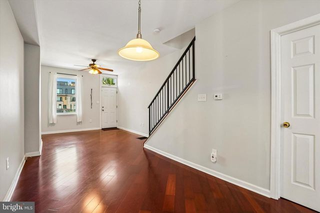 2512 E HAGERT ST, Philadelphia, PA 19125