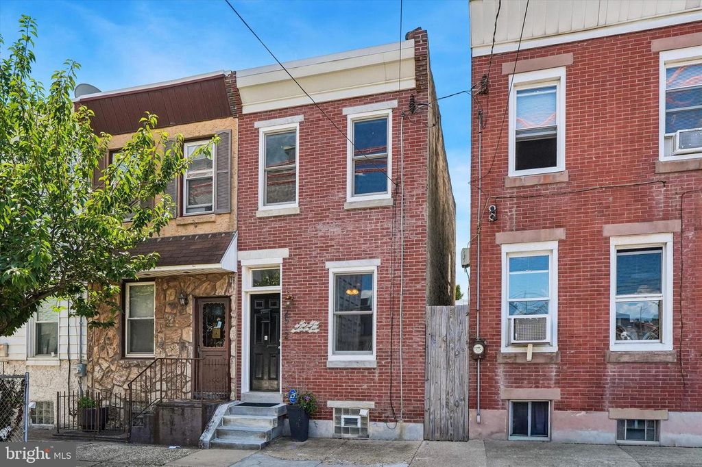 2512 E HAGERT ST, Philadelphia, PA 19125