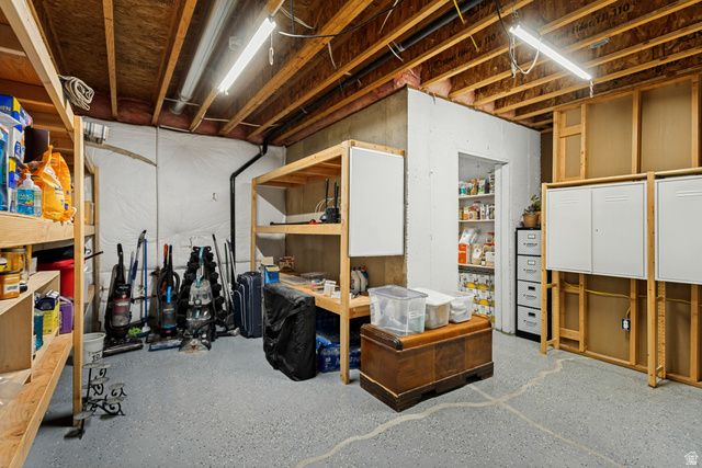 1074 W 2650 N, Lehi, UT 84043