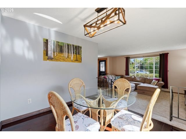 19365 Sw CLARION Ct, Beaverton, OR 97003