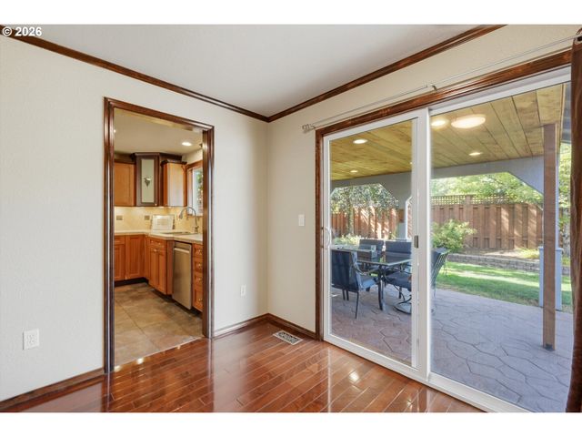 19365 Sw CLARION Ct, Beaverton, OR 97003