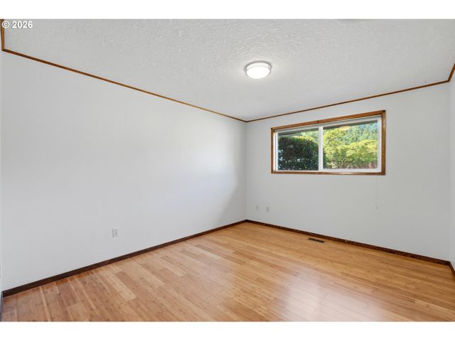 19365 Sw CLARION Ct, Beaverton, OR 97003
