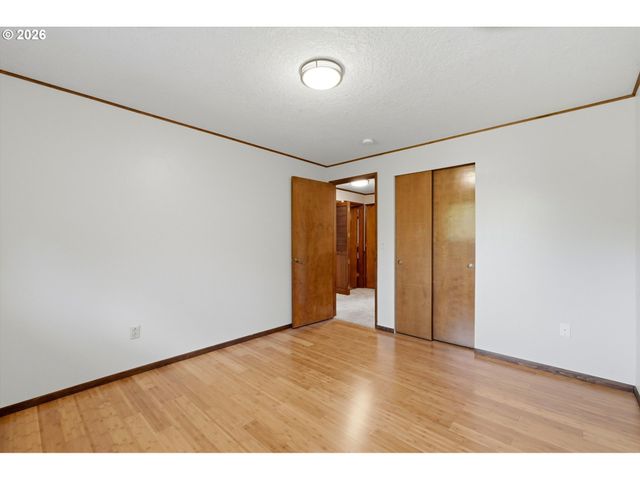 19365 Sw CLARION Ct, Beaverton, OR 97003