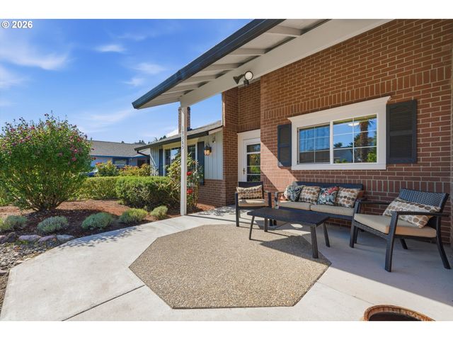 19365 Sw CLARION Ct, Beaverton, OR 97003