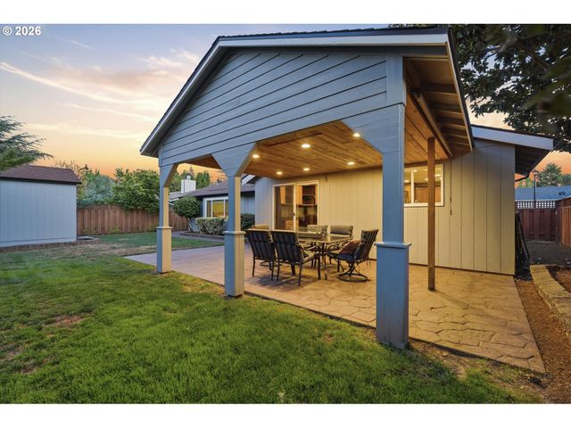 19365 Sw CLARION Ct, Beaverton, OR 97003