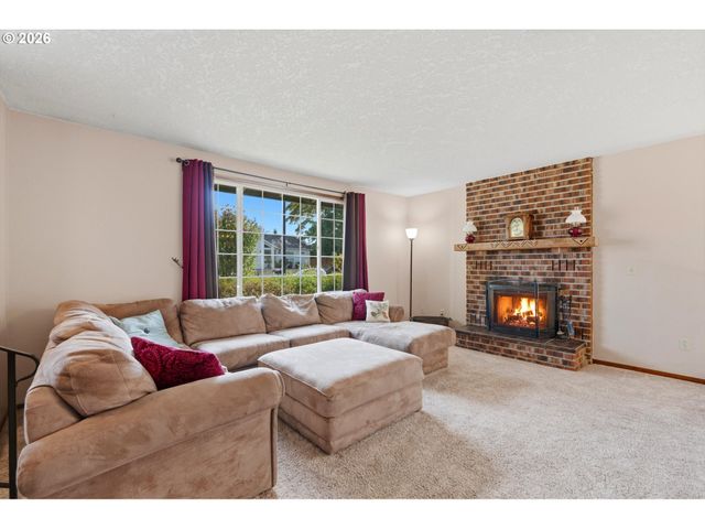 19365 Sw CLARION Ct, Beaverton, OR 97003