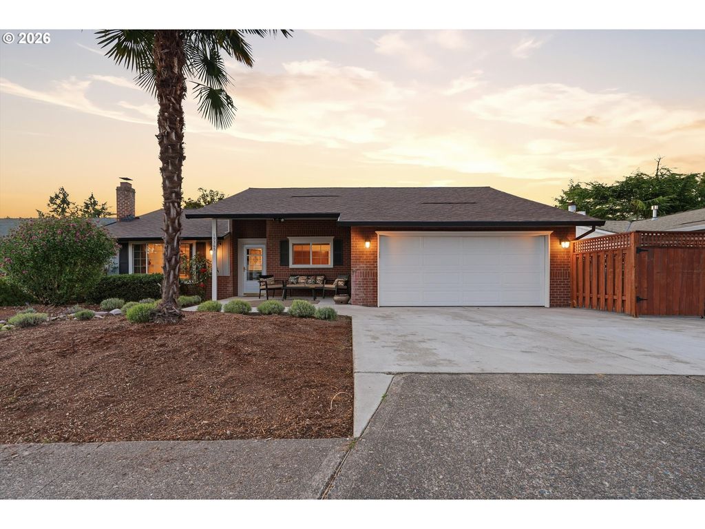 19365 Sw CLARION Ct, Beaverton, OR 97003