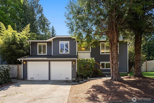 17703 NE 34th Street, Redmond, WA 98052