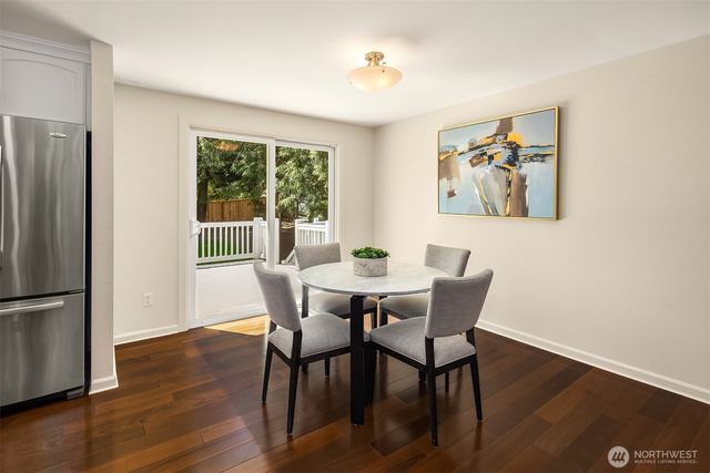 17703 NE 34th Street, Redmond, WA 98052