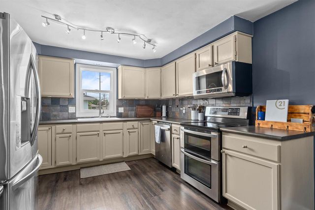 117 ST MARYS PLACE, Kaukauna, WI 54130