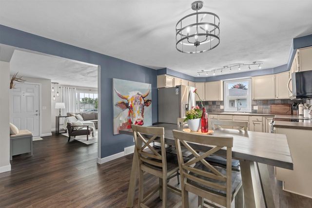 117 ST MARYS PLACE, Kaukauna, WI 54130
