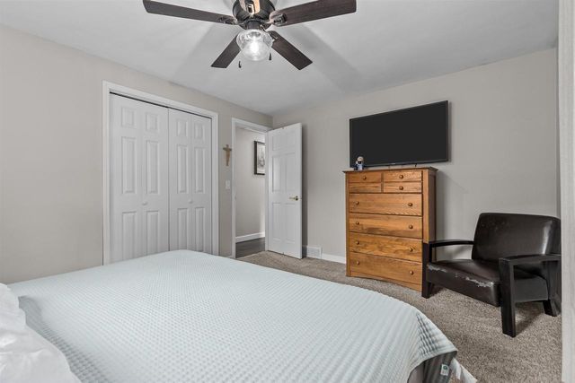 117 ST MARYS PLACE, Kaukauna, WI 54130