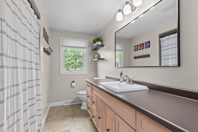 117 ST MARYS PLACE, Kaukauna, WI 54130