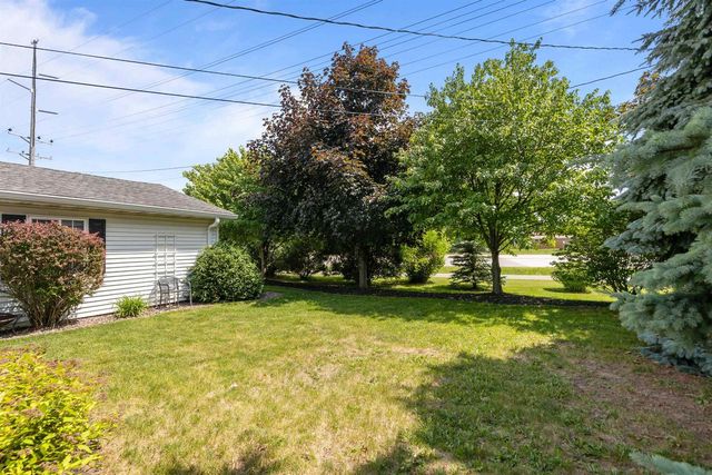 117 ST MARYS PLACE, Kaukauna, WI 54130