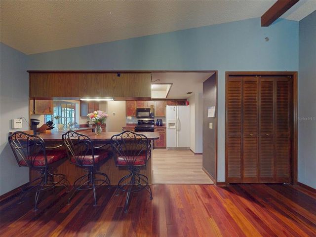 108 DEE STREET, New Smyrna Beach, FL 32168