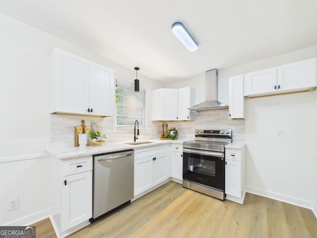 2443 Lambert Drive, Macon, GA 31206
