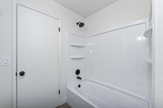 210 N Sunnyside Avenue, Clovis, CA 93611