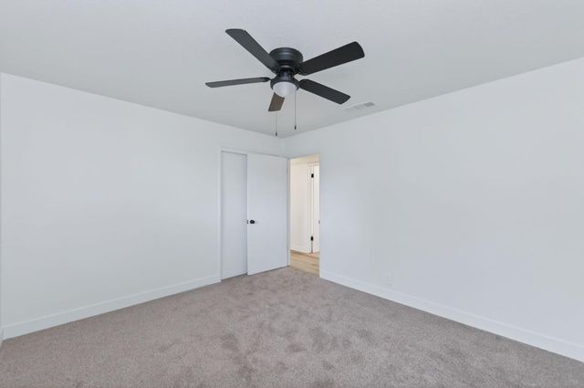 210 N Sunnyside Avenue, Clovis, CA 93611