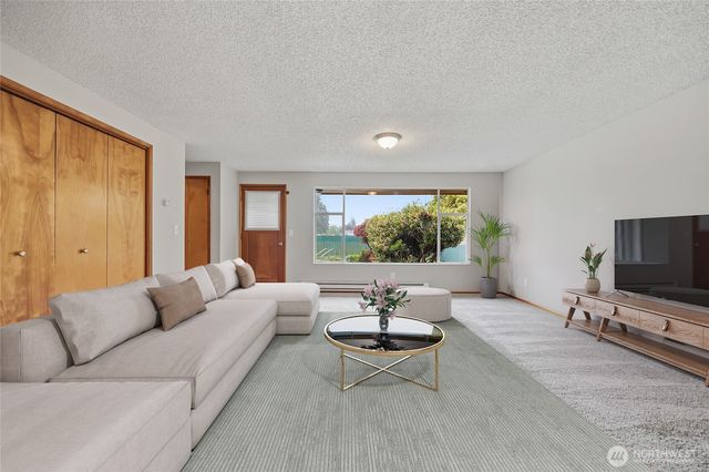 5302 93rd Place NE, Marysville, WA 98270