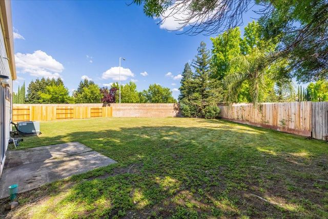 1049 Old Mill Cir, Roseville, CA 95747