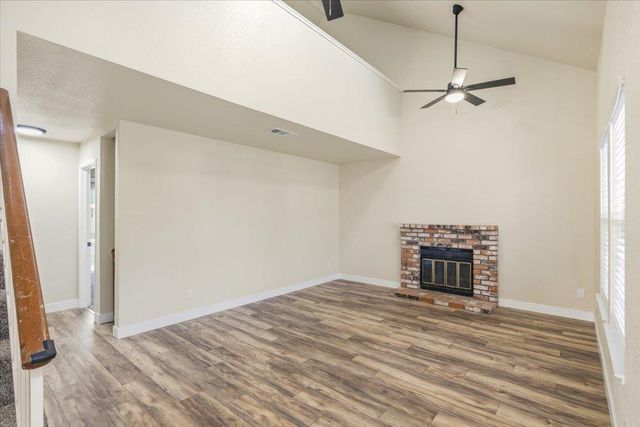 1049 Old Mill Cir, Roseville, CA 95747