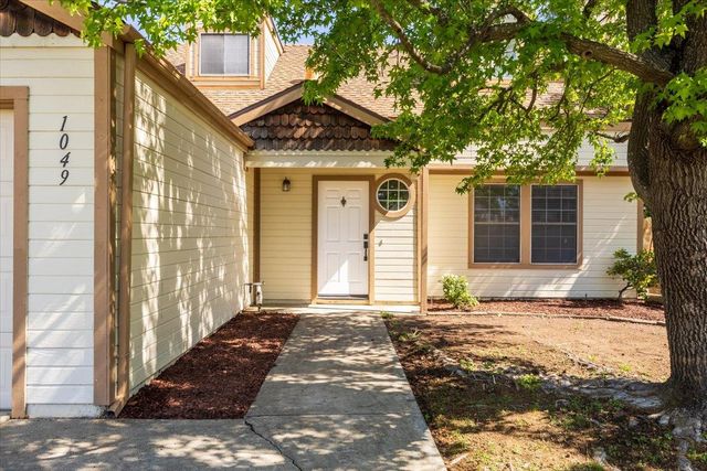 1049 Old Mill Cir, Roseville, CA 95747