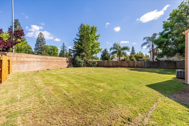 1049 Old Mill Cir, Roseville, CA 95747