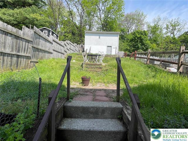 201 Spring Street, Easton, PA 18042