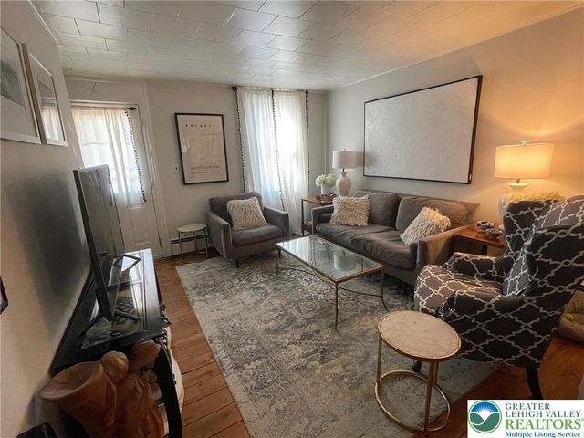 201 Spring Street, Easton, PA 18042