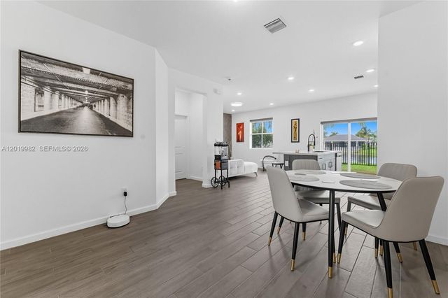 805 SE 18th St, Homestead, FL 33034