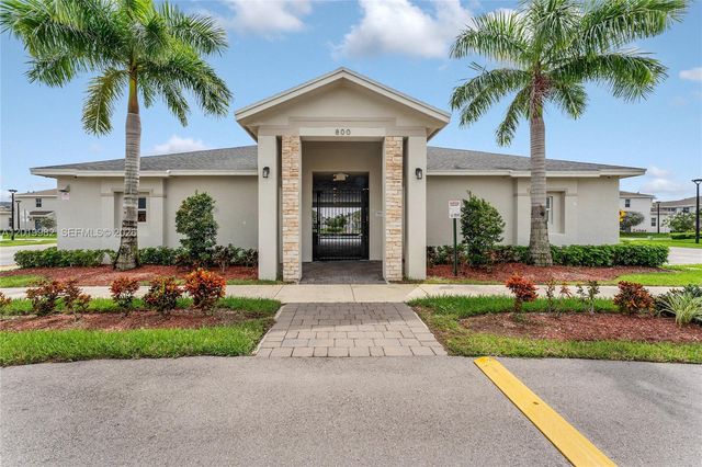805 SE 18th St, Homestead, FL 33034