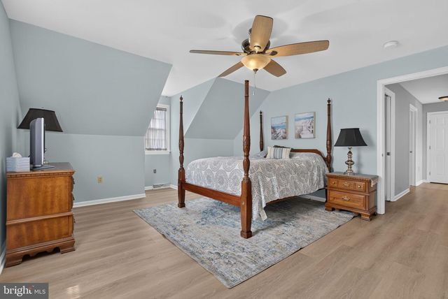 695 SUE DR, Lititz, PA 17543