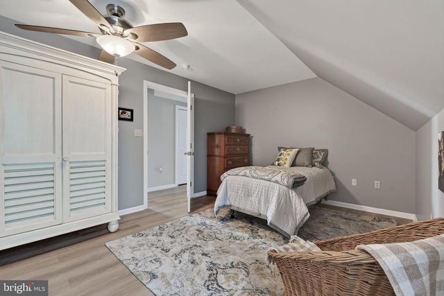 695 SUE DR, Lititz, PA 17543